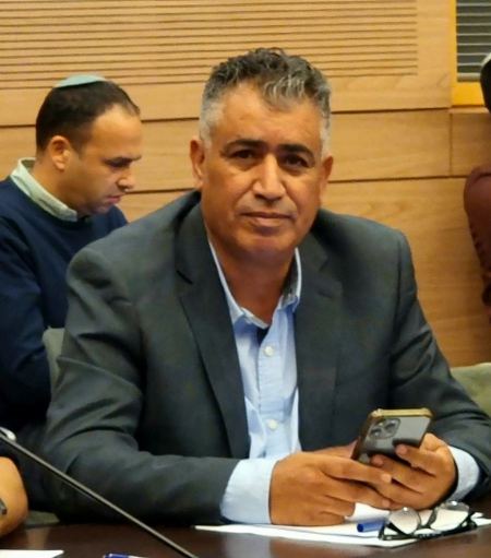 وزيرة المواصلات ترد على استجواب النائب العطاونة حول مدخل ابو تلول